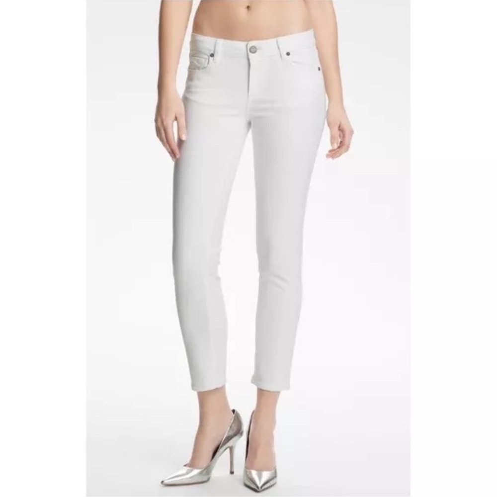 PAIGE Kylie Crop Jeans Size 30 in Optic White 5 Pocket Slight Stretch EUC